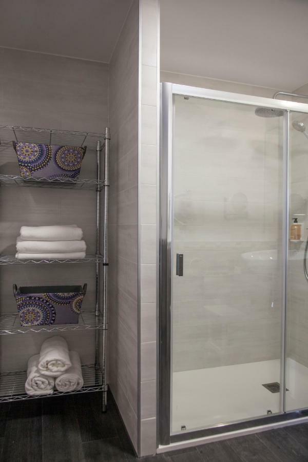 The Rock Suites & Spa Congosto Luaran gambar